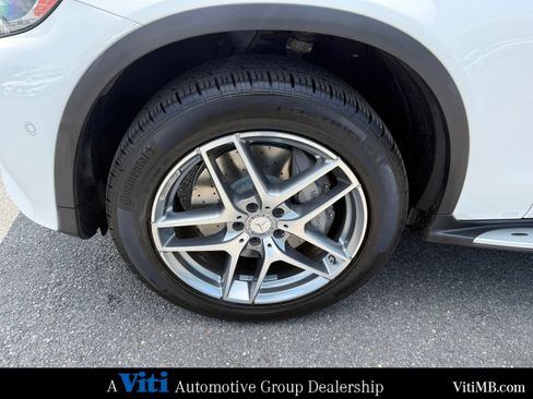 Used 2016 Mercedes-Benz GLC 300 4MATIC image 12