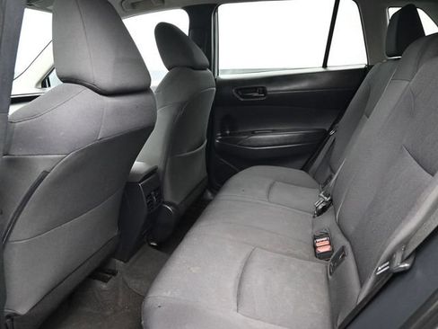 Used 2024 Toyota Corolla Cross LE FWD image 9