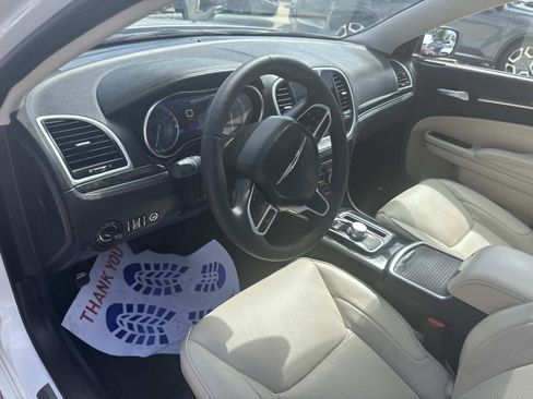 Certified 2023 Chrysler 300 Touring L w/ Popular Equipment Group image 18