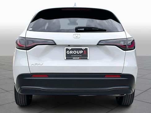 New 2026 Honda HR-V LX image 4