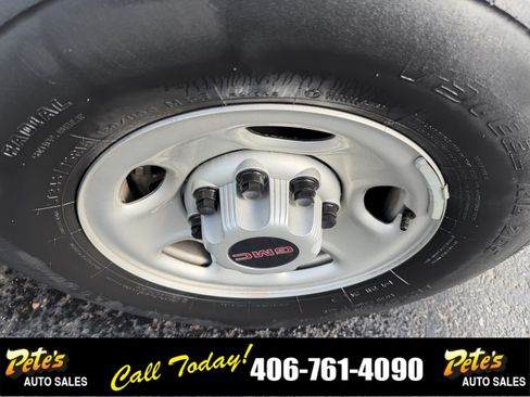 Used 2024 GMC Savana 2500 w/ Driver Convenience Package RWD image 27