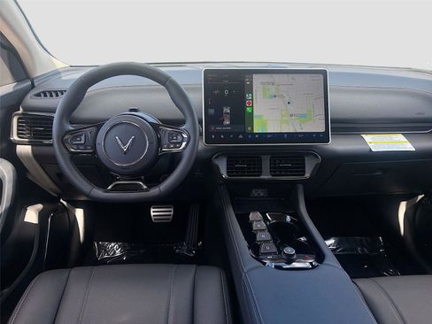 New 2025 VinFast VF 8 Eco image 22