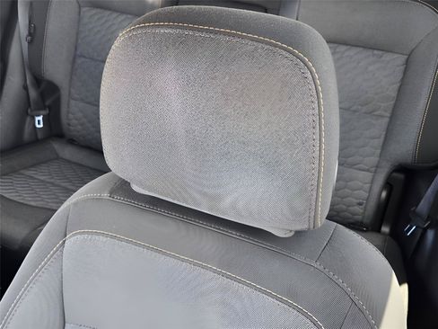 Used 2019 Chevrolet Equinox LT FWD image 23