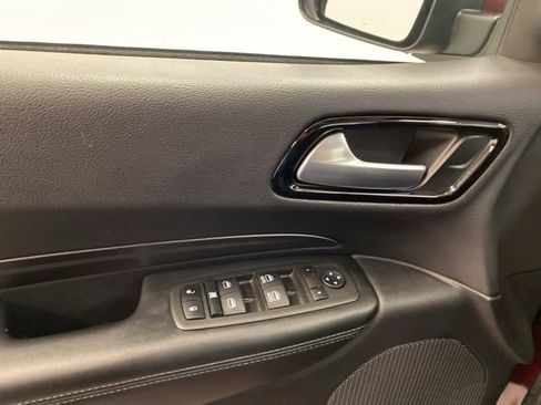 Used 2022 Dodge Durango SXT image 18