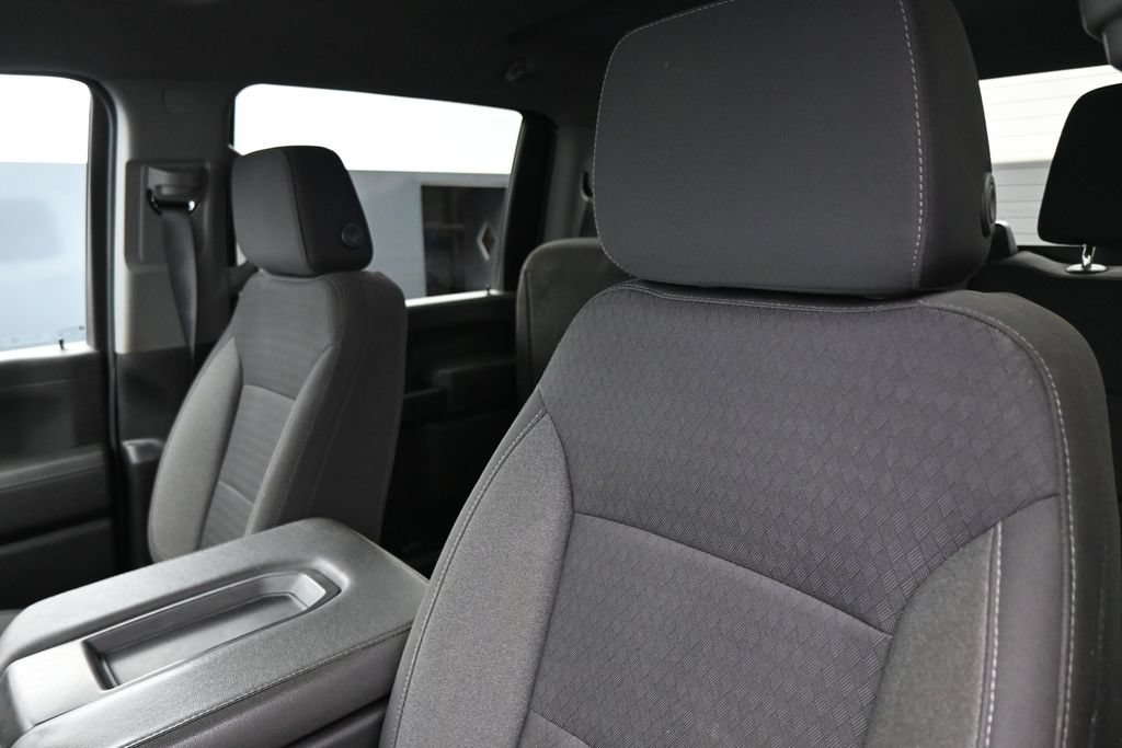 Used 2023 Chevrolet Silverado 2500 LT w/ Convenience Package AWD/4WD image 13
