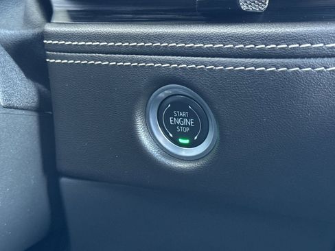 Used 2025 Cadillac Escalade Sport w/ Touring Package image 27