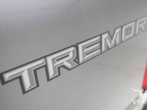 Used 2025 Ford F250 XLT w/ Tremor Off-Road Package AWD/4WD image 13