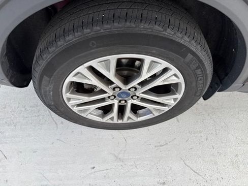 Used 2022 Ford Escape SEL AWD/4WD image 8