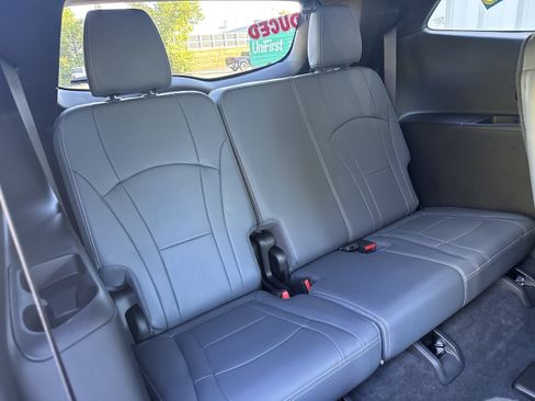 Used 2023 Buick Enclave Essence w/ Trailering Package, 5000 lbs. AWD/4WD image 15