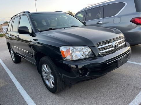 Used 2006 Toyota Highlander 2WD Hybrid image 2
