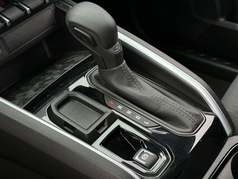 Certified 2025 Chevrolet Colorado W/T RWD image 25