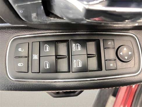 Used 2017 RAM 1500 Laramie w/ Convenience Group image 15