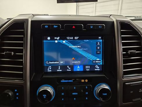 Used 2019 Ford F250 Platinum w/ Platinum Ultimate Package image 14