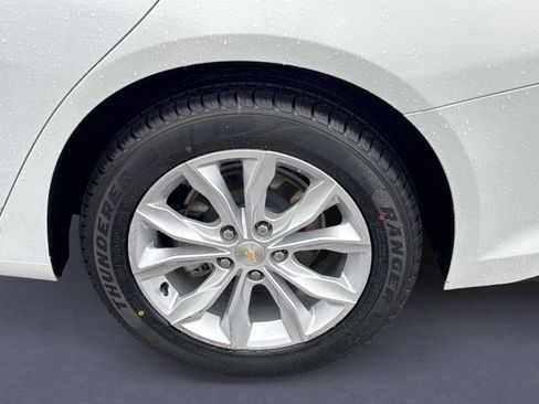 Used 2023 Chevrolet Malibu LT FWD image 9