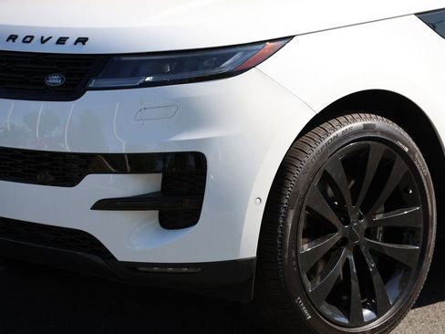 New 2026 Land Rover Range Rover Sport SE AWD/4WD image 2