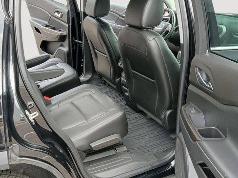 Used 2019 GMC Acadia SLT FWD image 32