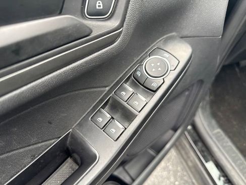 Used 2024 Ford Escape Active AWD/4WD image 11