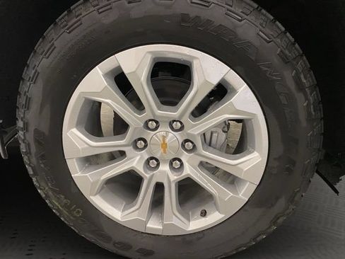 New 2026 Chevrolet Silverado 1500 LTZ w/ LTZ Convenience Package II AWD/4WD image 12