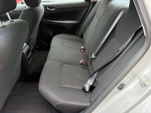 Used 2019 Nissan Sentra S FWD image 12