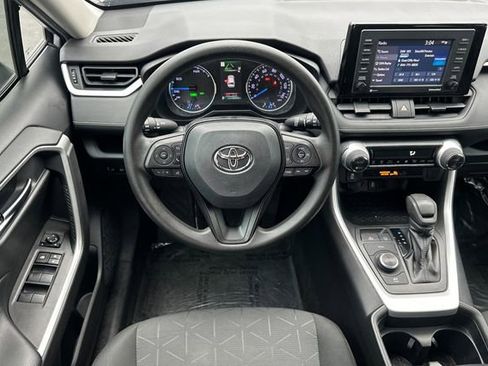 Certified 2020 Toyota RAV4 XLE image 16