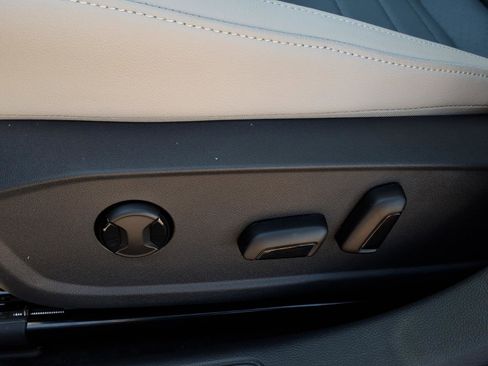 New 2026 Volkswagen Jetta SE image 12