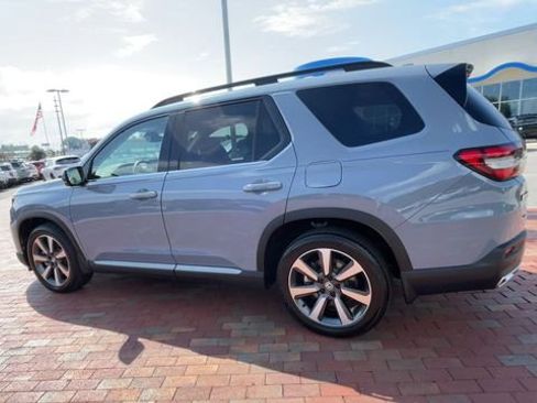 Certified 2025 Honda Pilot Elite image 7
