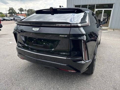 Used 2024 Cadillac Lyriq Luxury w/ LPO, Floor Liner Package RWD image 8