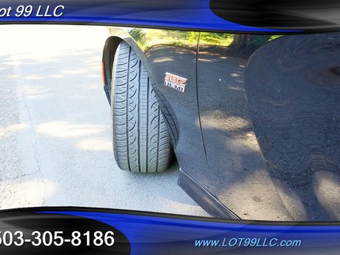 Used 2017 Dodge Charger SRT RWD image 39