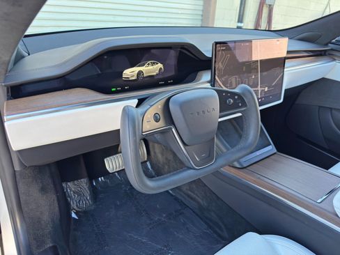 Used 2021 Tesla Model S Long Range AWD/4WD image 14