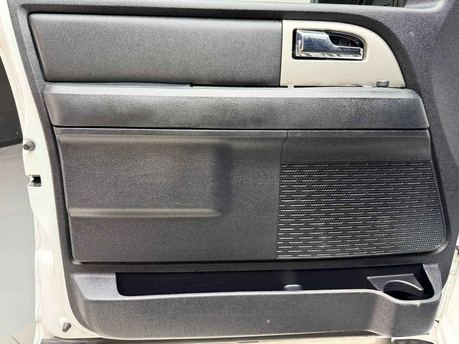 Used 2017 Ford Expedition EL Limited RWD image 29