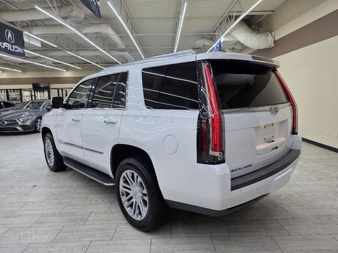 Used 2016 Cadillac Escalade 4WD image 8