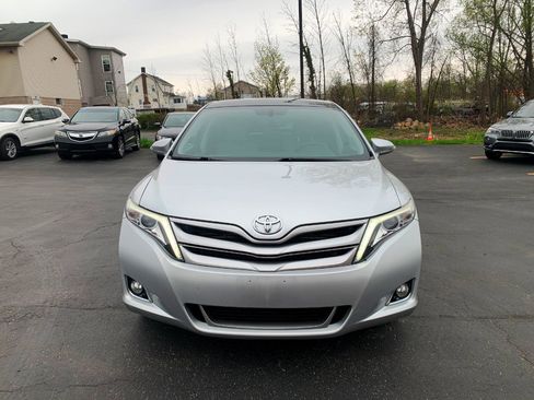 Used 2013 Toyota Venza Limited AWD/4WD image 2