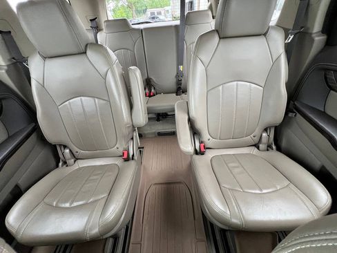 Used 2015 GMC Acadia Denali AWD/4WD image 2