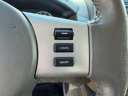 Used 2016 Nissan Frontier SL w/ Moonroof Package AWD/4WD image 30