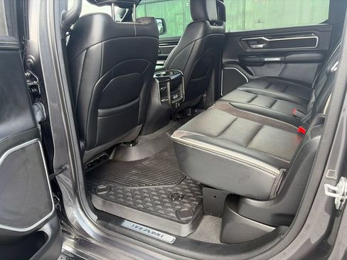 Used 2022 RAM 1500 Laramie AWD/4WD image 11