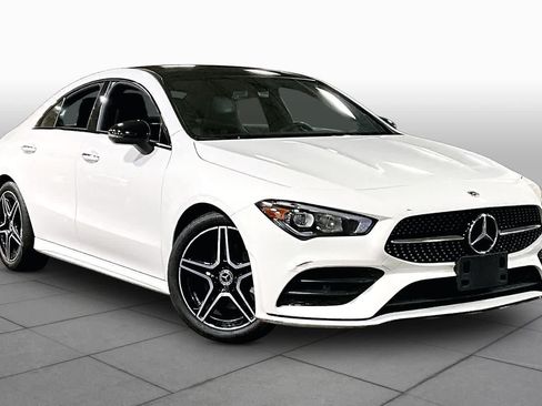 Used 2023 Mercedes-Benz CLA 250 4MATIC image 3