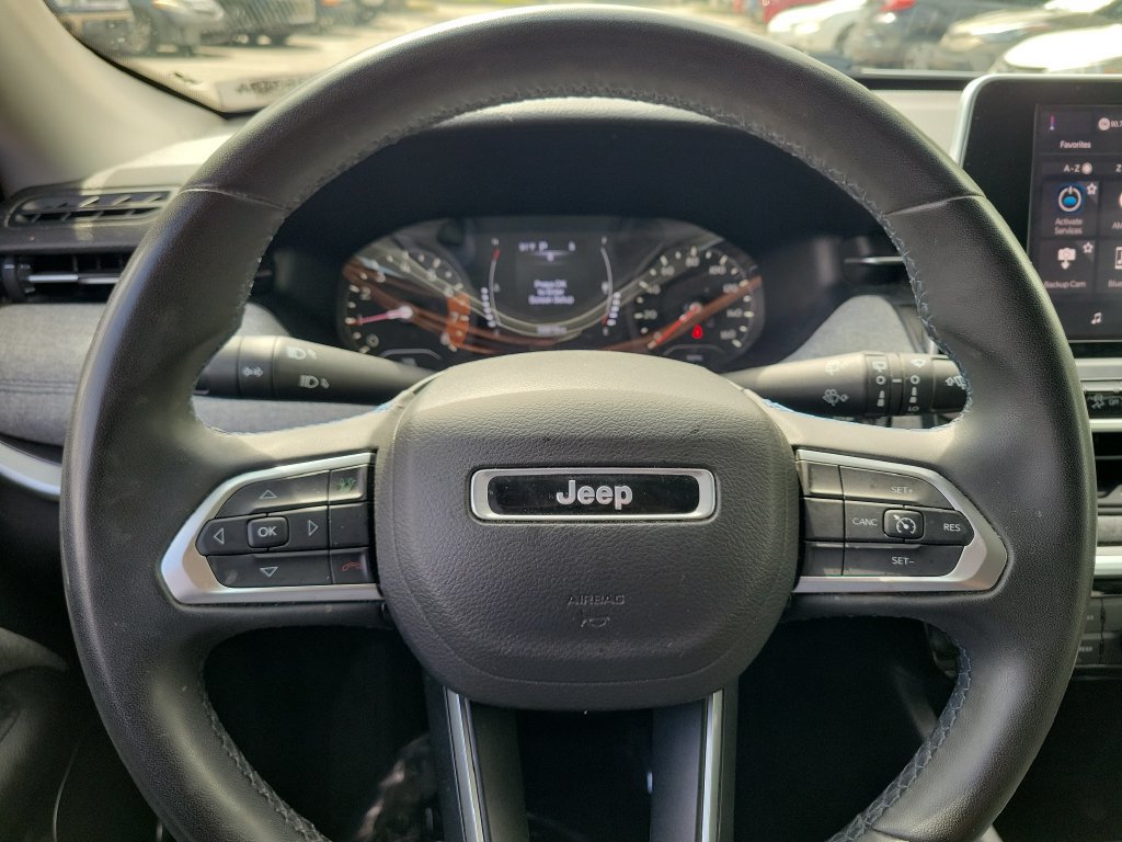 Used 2022 Jeep Compass Latitude FWD image 8