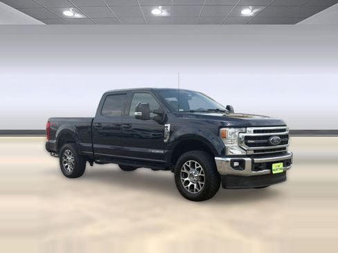 Certified 2022 Ford F250 Lariat w/ Lariat Value Package image 7