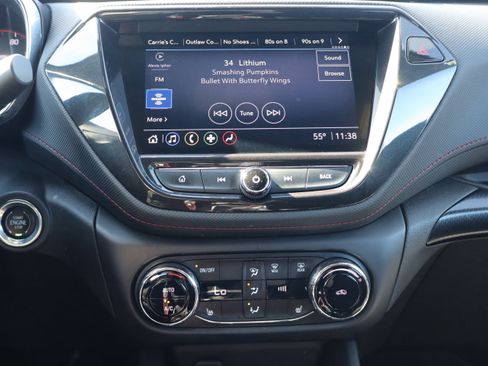 Used 2023 Chevrolet TrailBlazer RS w/ Convenience Package image 18