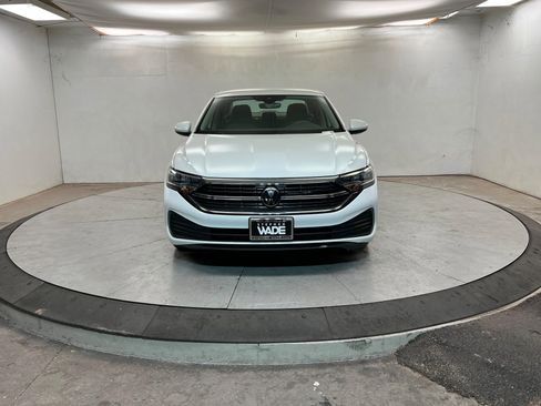 Used 2024 Volkswagen Jetta S image 8