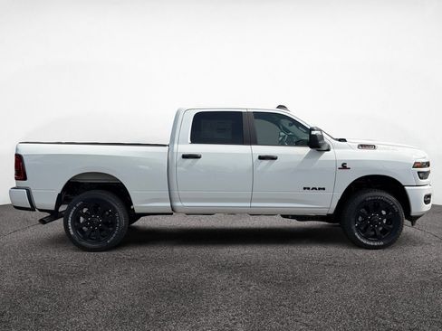 New 2026 RAM 3500 Big Horn AWD/4WD image 6