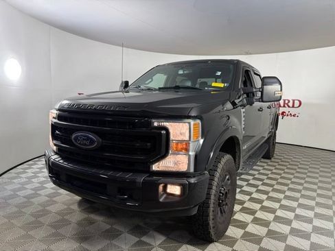 Used 2022 Ford F350 Lariat w/ Tremor Off-Road Package AWD/4WD image 4