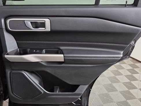 Used 2023 Ford Explorer XLT w/ Equipment Group 202A image 34