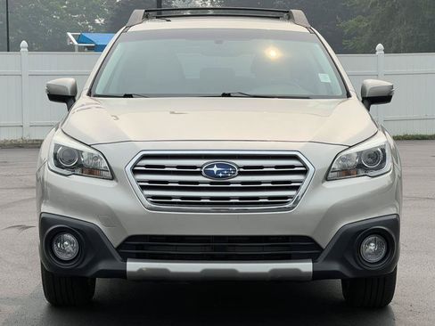 Used 2017 Subaru Outback 3.6R Limited AWD/4WD image 37