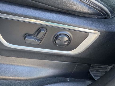 Used 2022 RAM 1500 Laramie AWD/4WD image 30