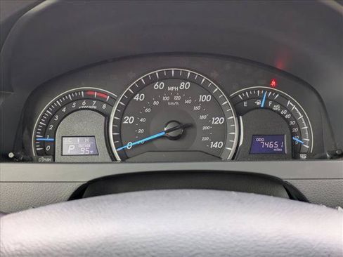 Used 2014 Toyota Camry LE FWD image 11