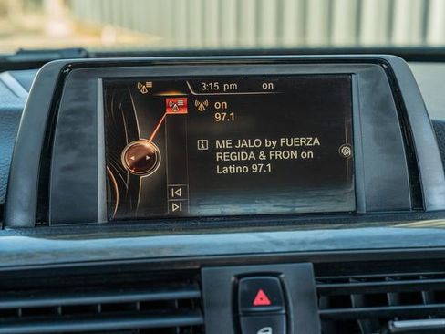 Used 2017 BMW 430i Convertible image 28