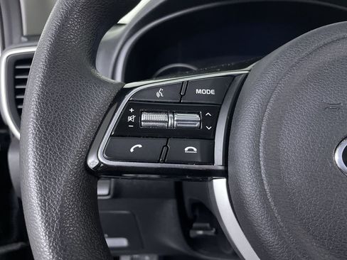 Used 2022 Kia Sportage LX image 25