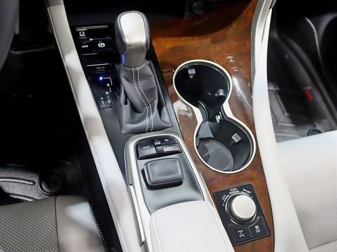 Used 2019 Lexus RX 350 AWD image 25