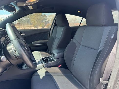 Used 2020 Dodge Charger SXT AWD/4WD image 7